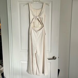 Aritzia Wilfred Jumpsuit size 2 cream colour